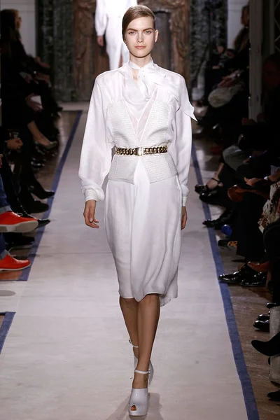 Look 33